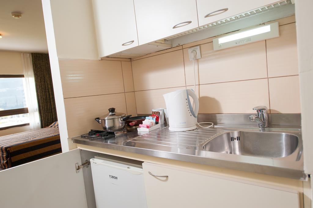 Apropo Hotel Ramat Gan Room photo