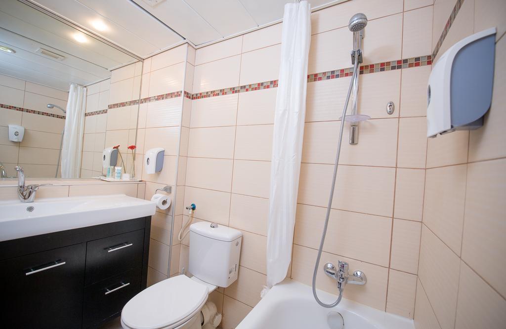 Apropo Hotel Ramat Gan Room photo